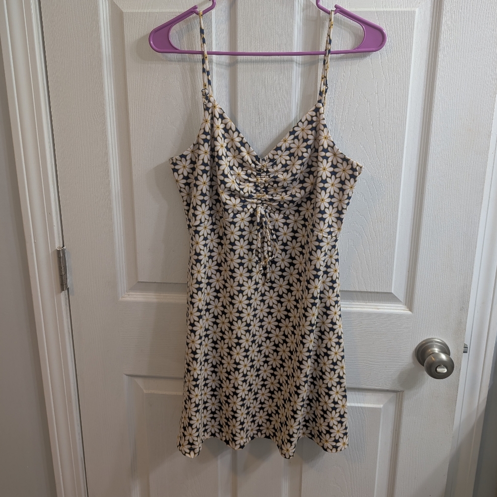 Altar'd State‎ Beige Floral Short Sleeveless Dress - Size L